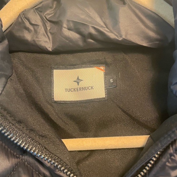 NEW Tuckernuck Jackson Quilted Vest, Black, Sz Small, Sold Out - Picture 8 of 9